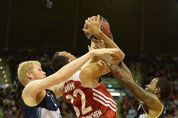 虽然哈登以 虽然哈登以