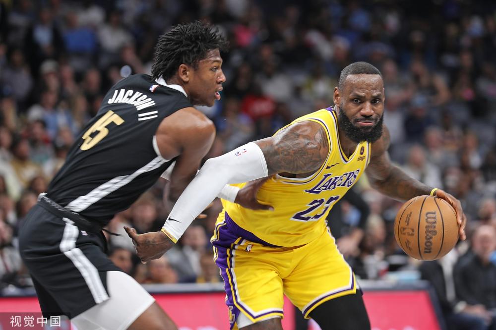 的表现是 的表现是